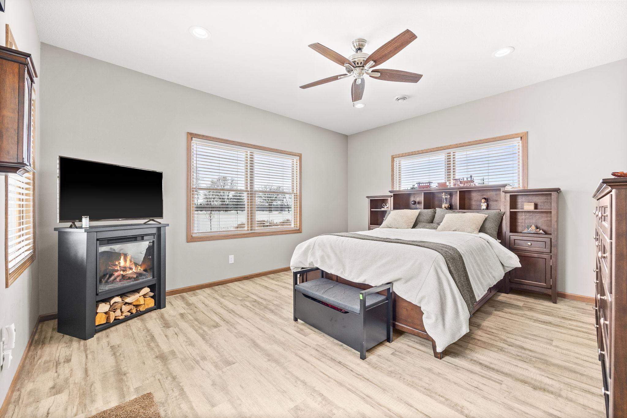 804 Mitchell Court Glencoe, MN 55336 - Photo 10 of 35