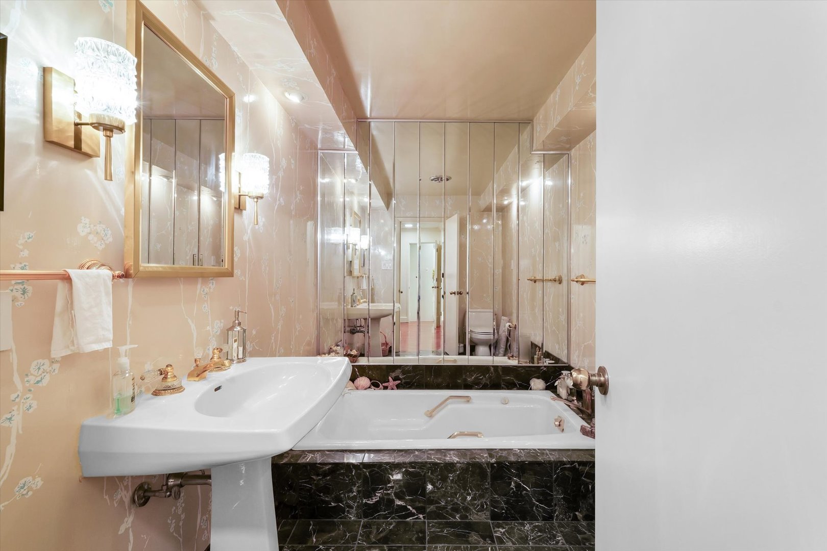 22 Greencroft Drive Champaign, IL 61821 - Photo 20 of 90