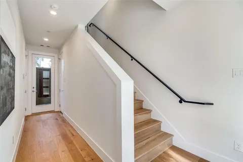 $539,900 | 3940 Spring Valley Road, Unit 3, Farmers Branch, TX 75244