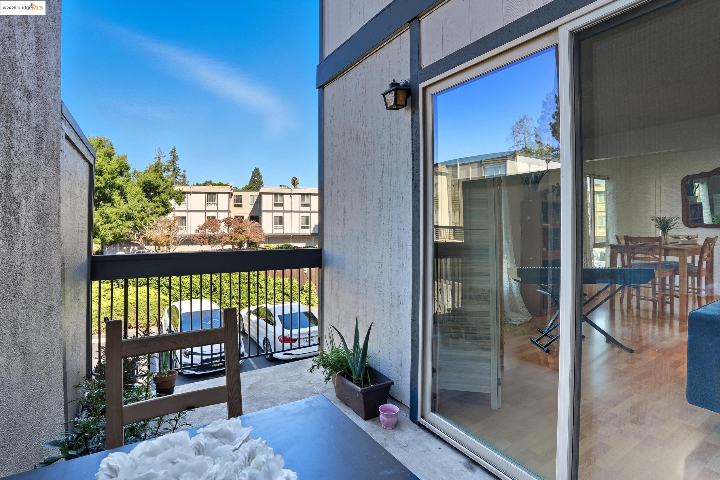 2036 Sierra Road, Unit 2 Concord, CA 94518 - Photo 15 of 32 View of balcony