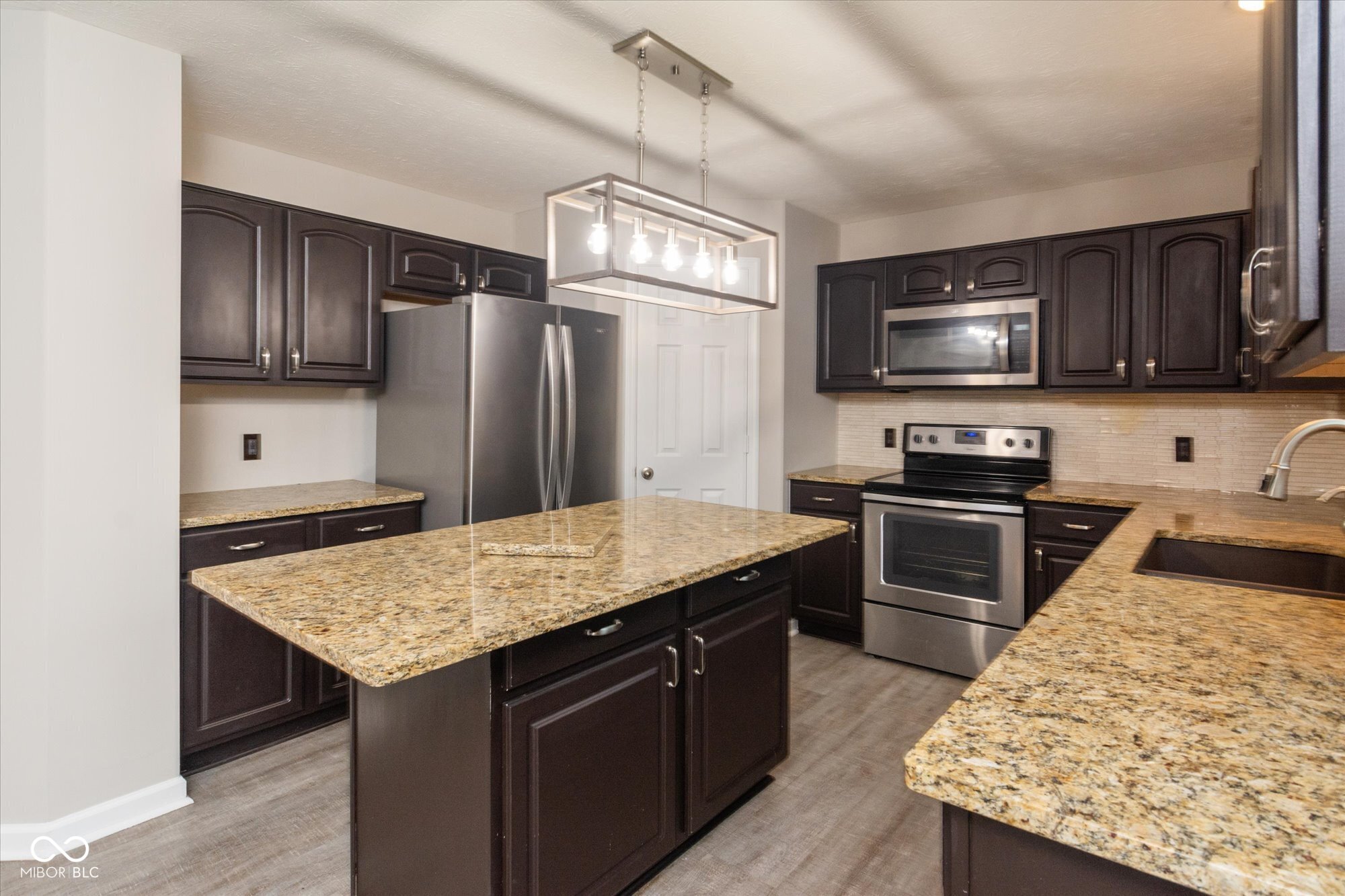 14446 Chapelwood Lane Fishers, IN 46037 - Photo 12 of 44