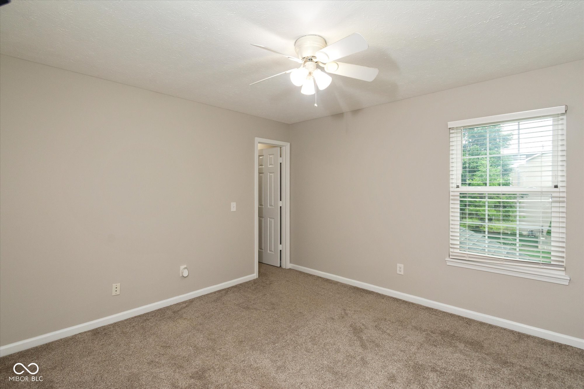 14446 Chapelwood Lane Fishers, IN 46037 - Photo 23 of 44