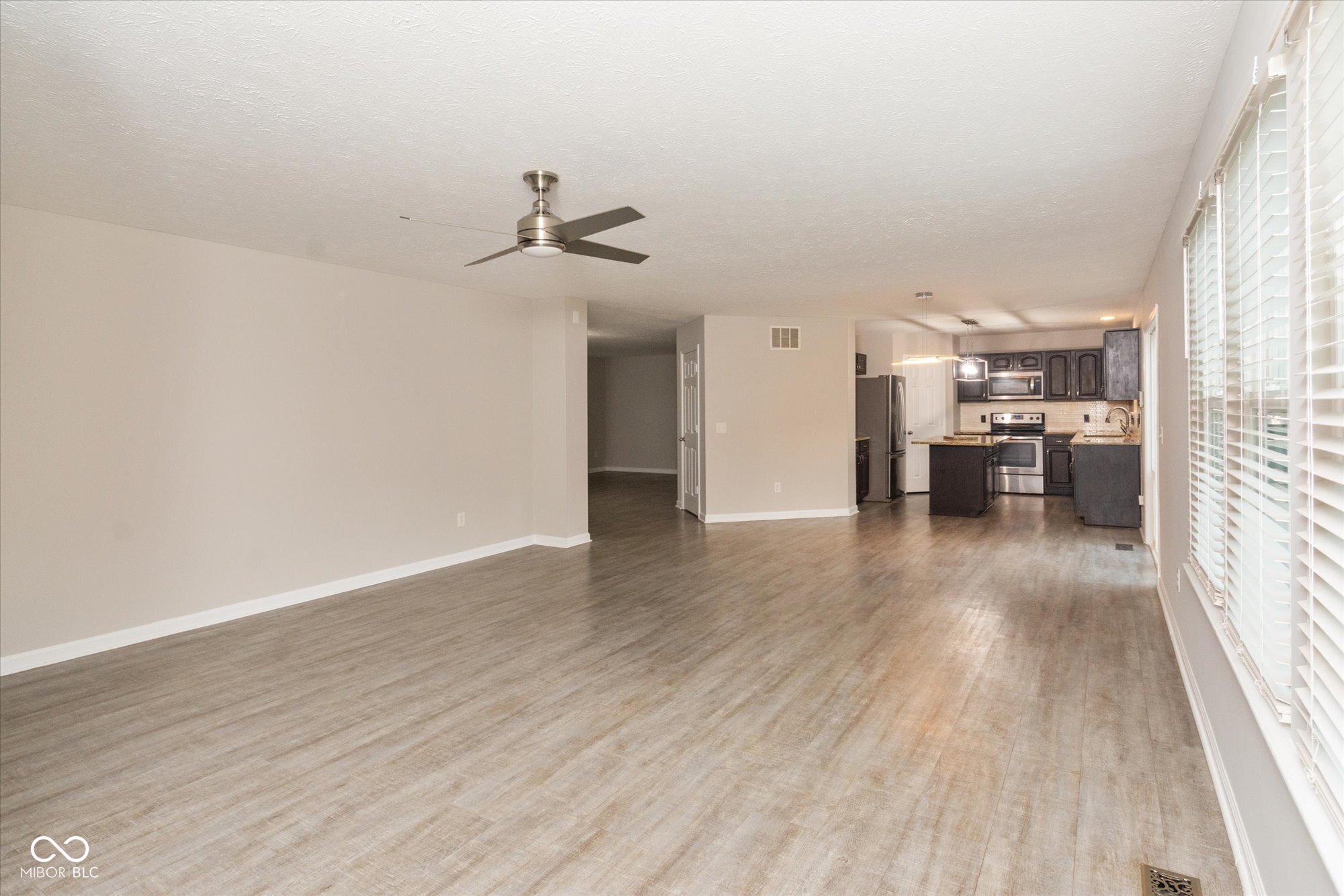 14446 Chapelwood Lane Fishers, IN 46037 - Photo 9 of 44