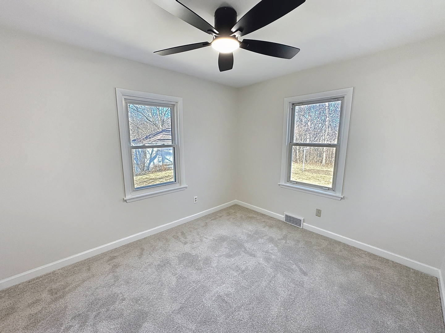 538 Schroeder Road Coal Valley, IL 61240 - Photo 14 of 28