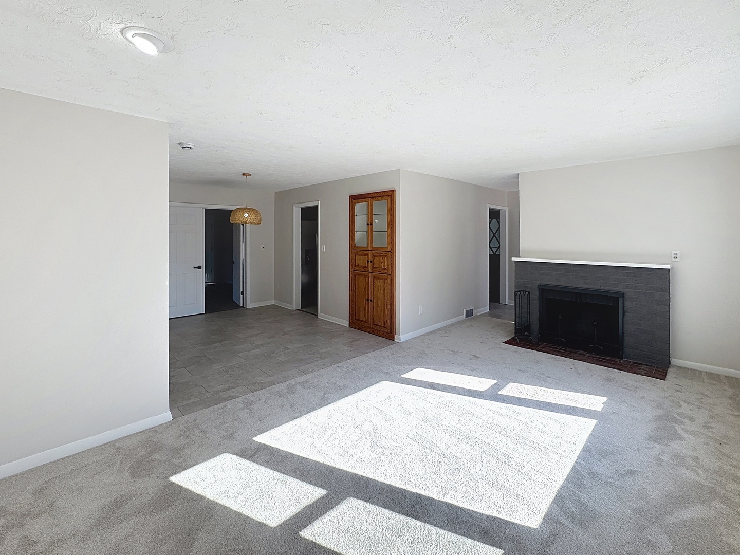 538 Schroeder Road Coal Valley, IL 61240 - Photo 3 of 28