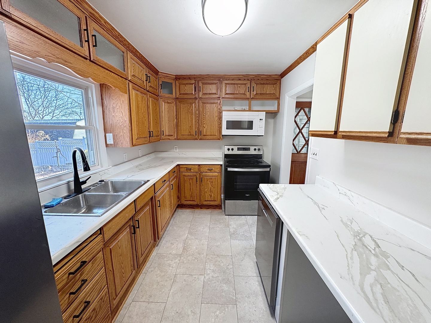 538 Schroeder Road Coal Valley, IL 61240 - Photo 6 of 28