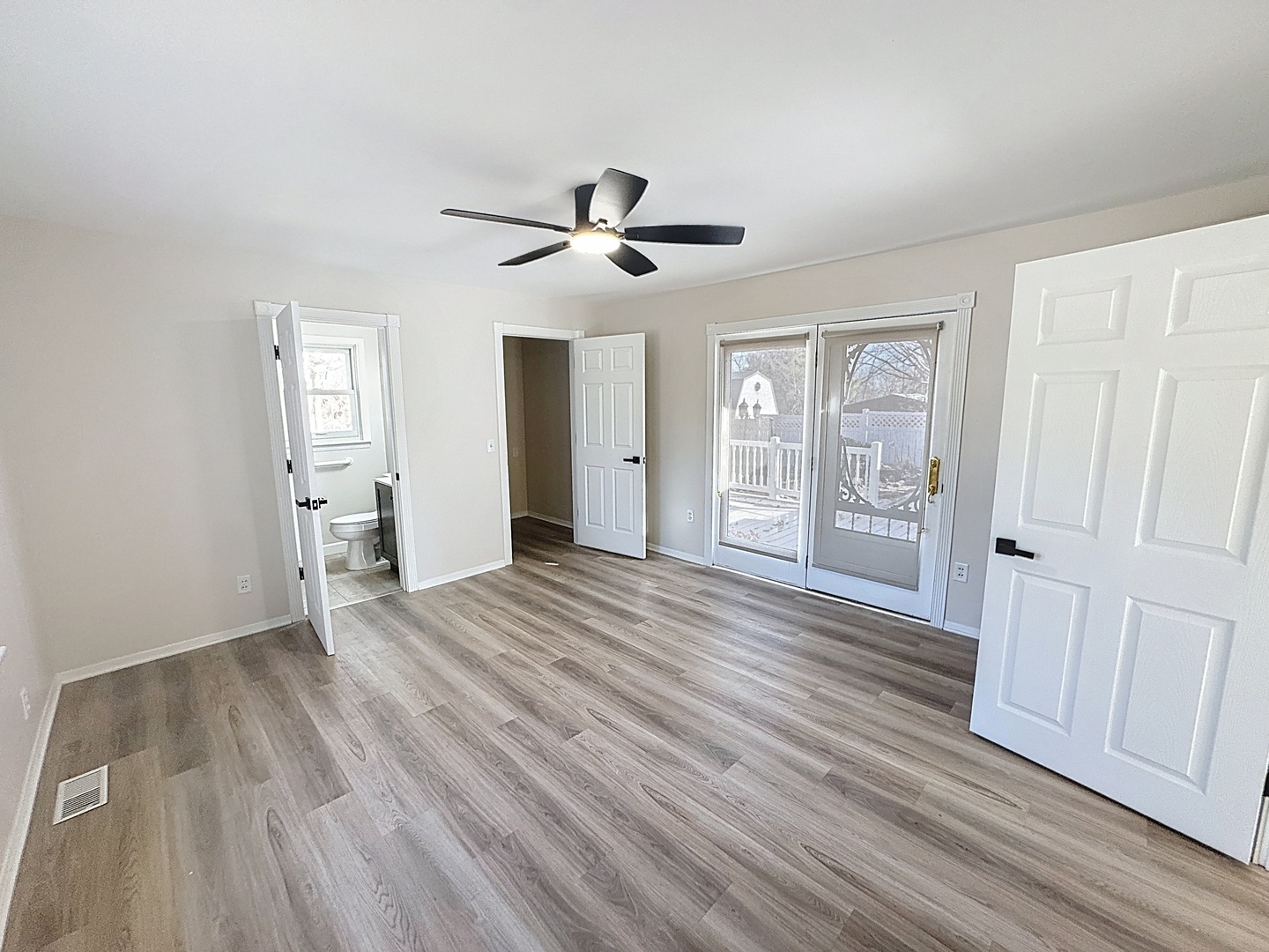 538 Schroeder Road Coal Valley, IL 61240 - Photo 9 of 28