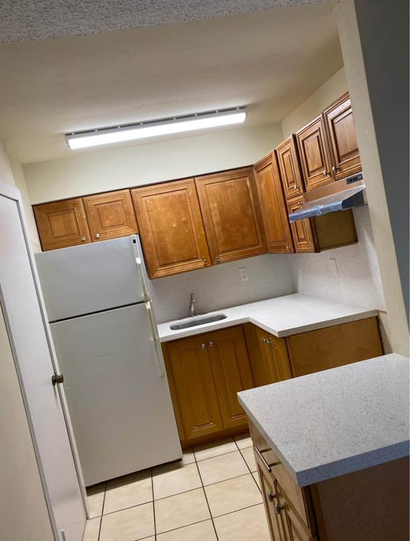 8701 Southwest 141st Street, Unit G5 Miami, FL 33176 - Photo 2 of 11