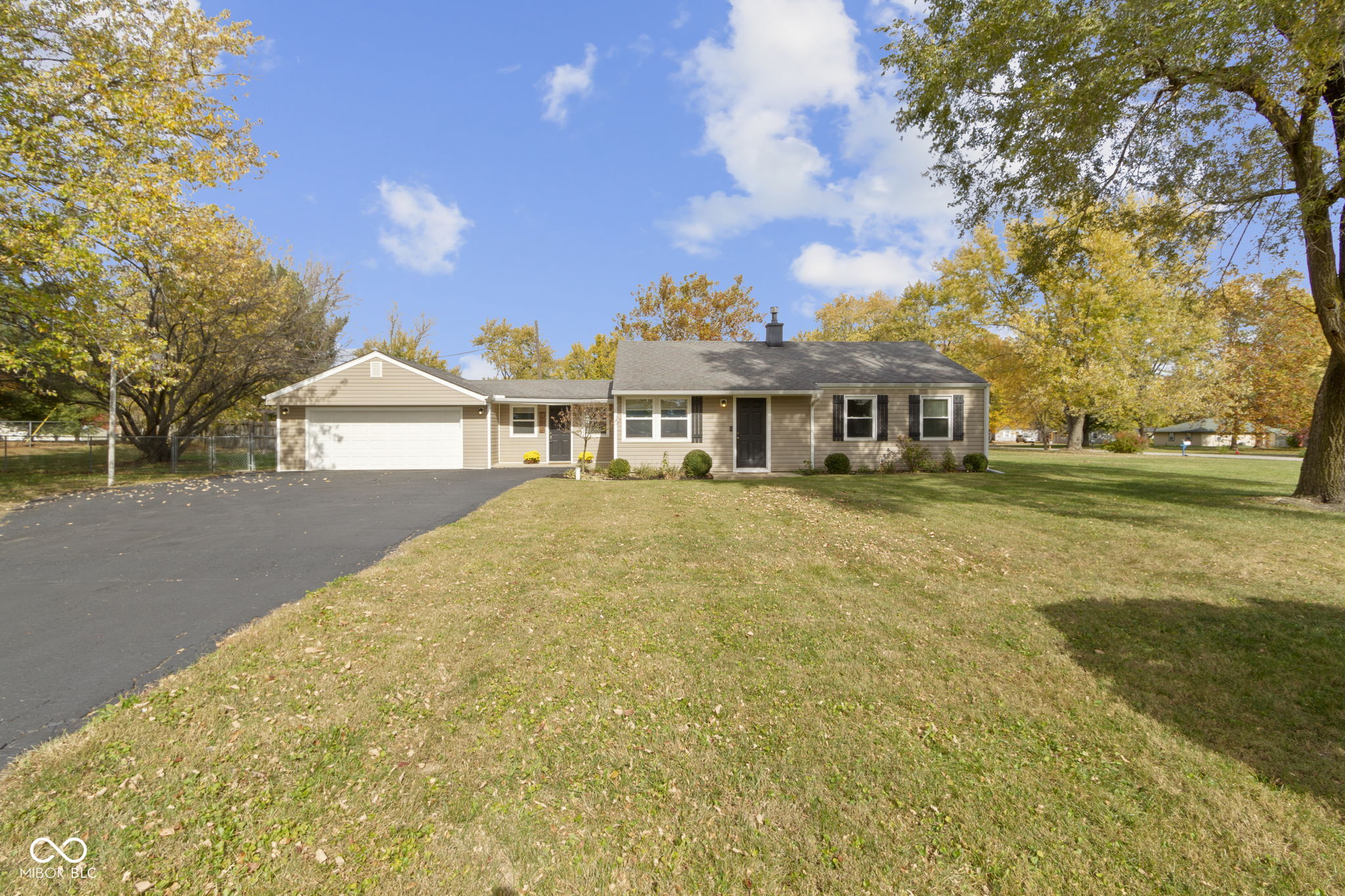 9324 Thompson Road Indianapolis, IN 46239 - Photo 1 of 26 Gallery Image 1