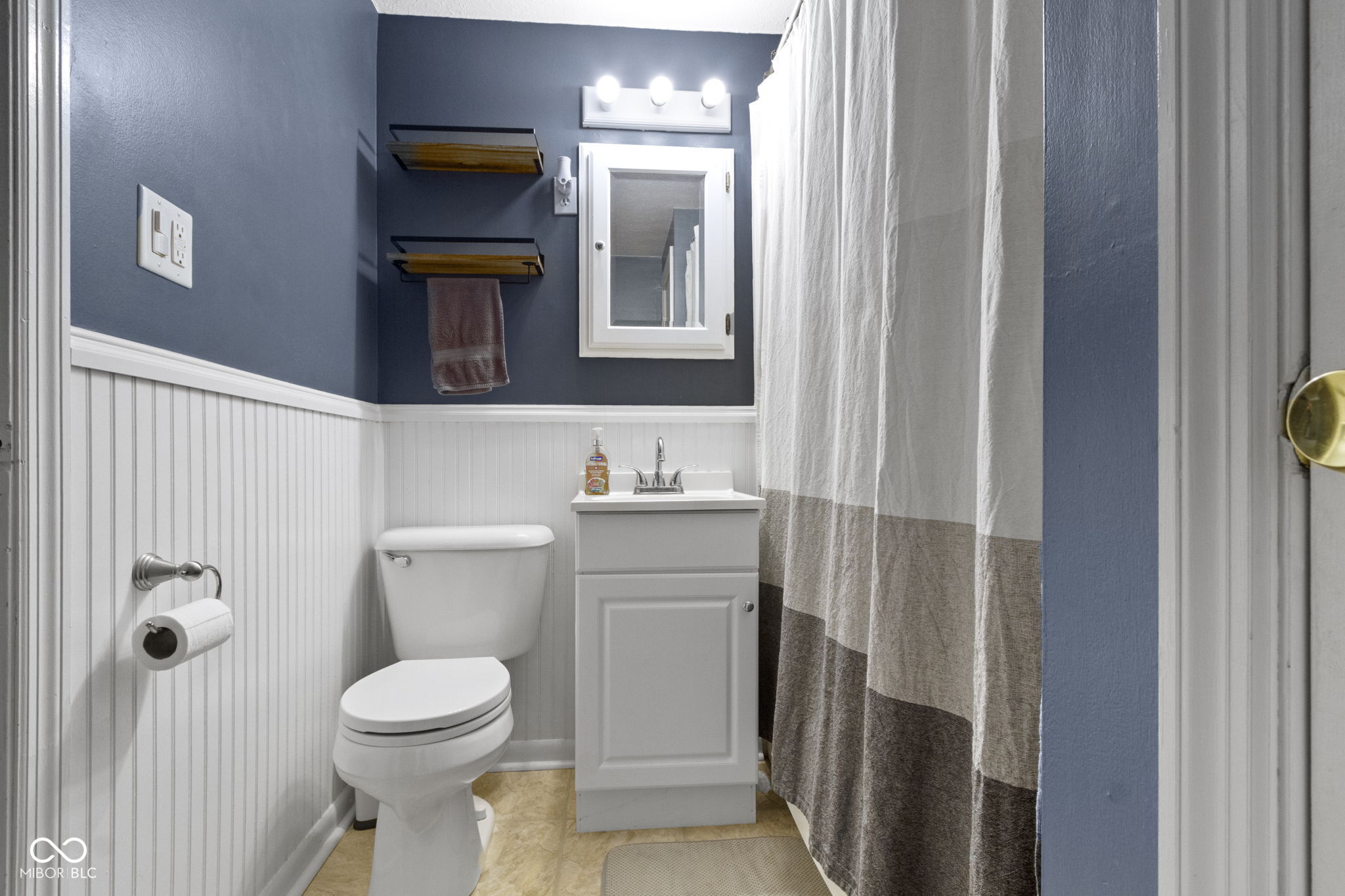 9324 Thompson Road Indianapolis, IN 46239 - Photo 21 of 26 Gallery Image 21