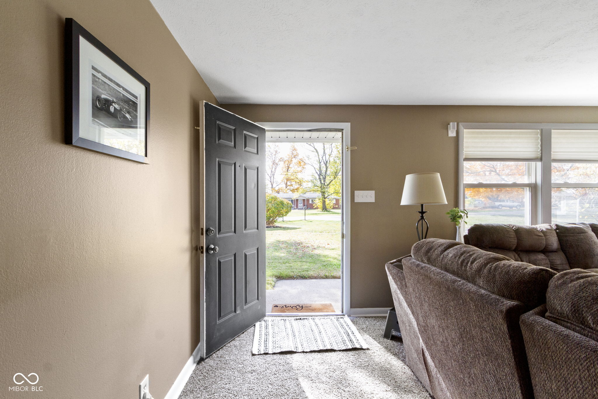 9324 Thompson Road Indianapolis, IN 46239 - Photo 3 of 26 Gallery Image 3