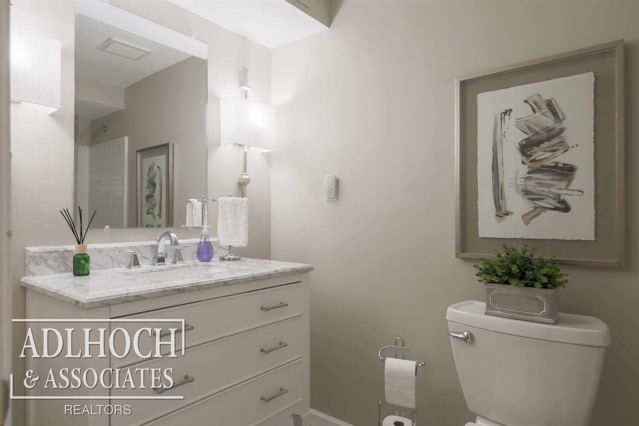 1700 Vernier Road Grosse Pointe Woods, MI 48236 - Photo 28 of 38