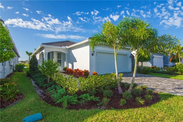 $550,000 | 4501 Jolly Roger Manor, Vero Beach, FL 32967