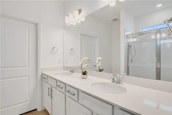 $550,000 | 4501 Jolly Roger Manor, Vero Beach, FL 32967