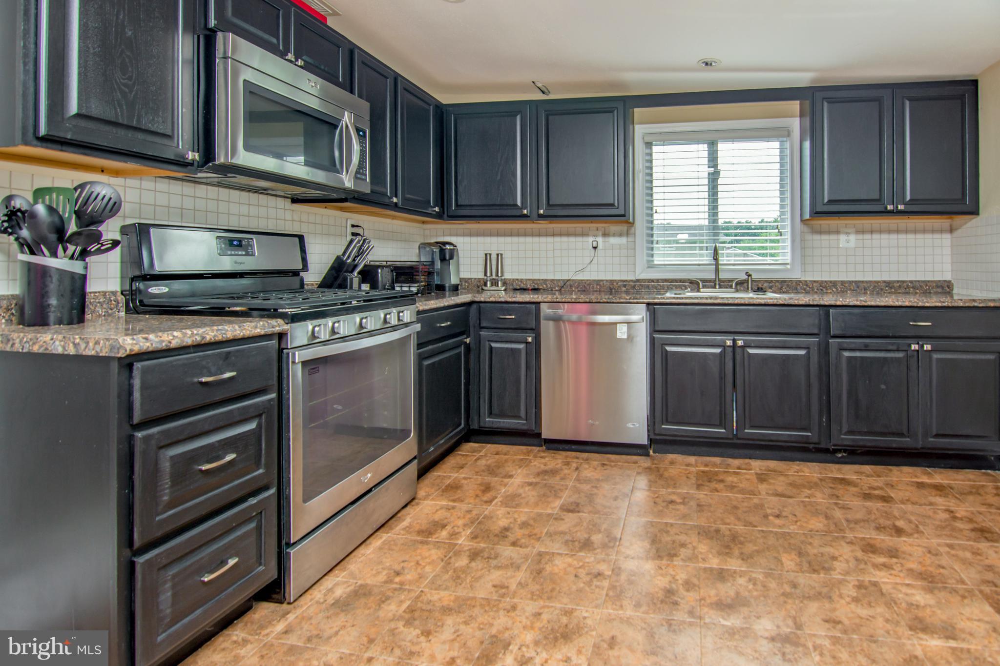 1246 Roundtop Road Odenton, MD 21113 - Photo 15 of 27 huge kitchen w/ ss appliances