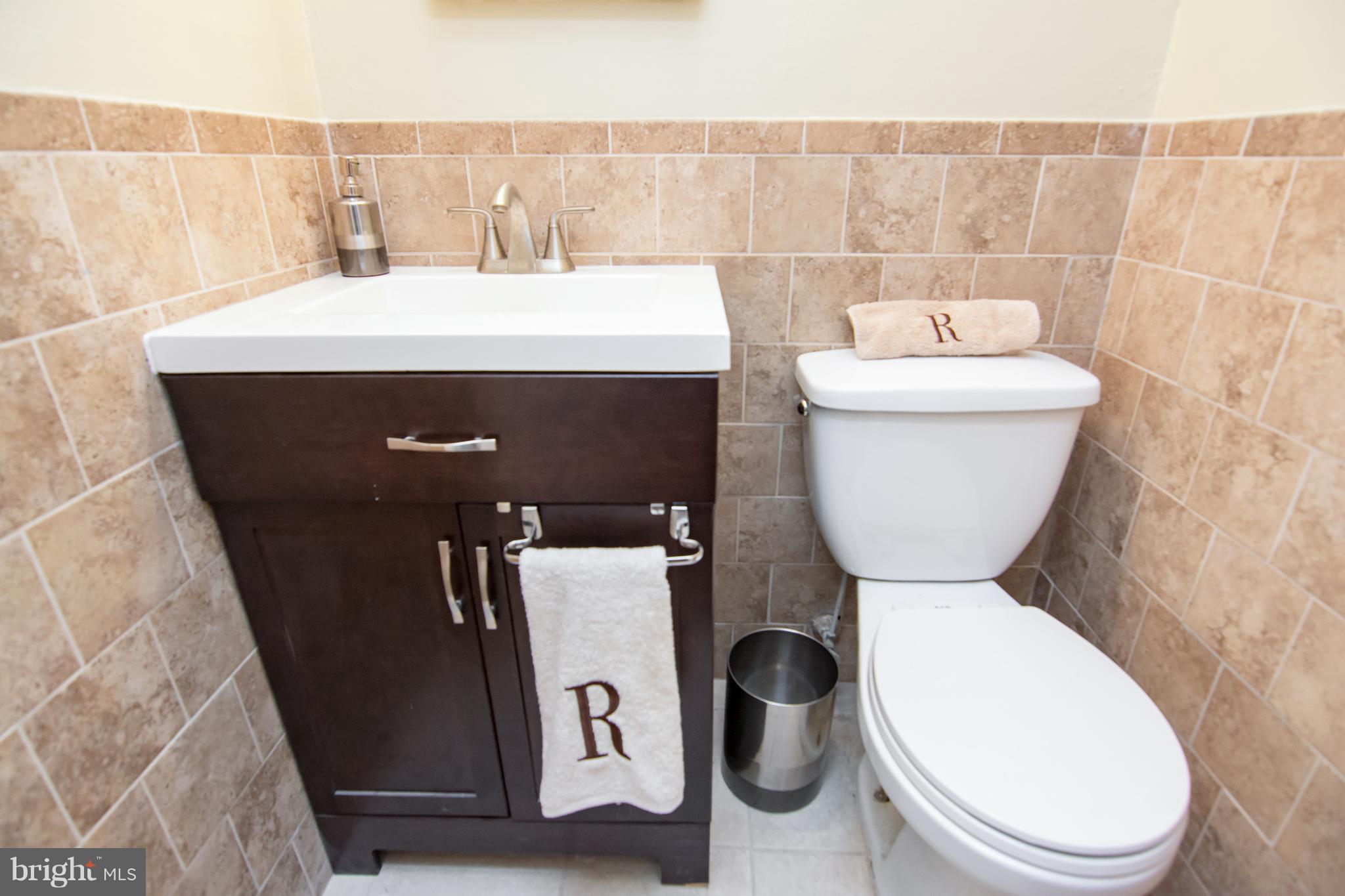 1246 Roundtop Road Odenton, MD 21113 - Photo 10 of 27 main level half bath