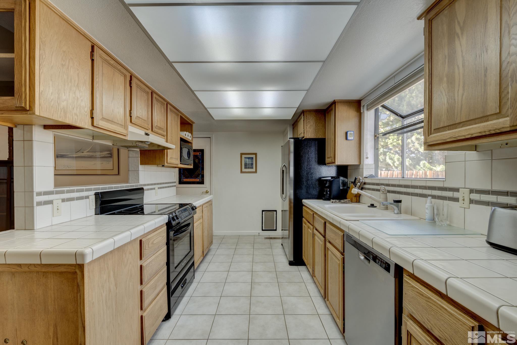 421 Riparian Way Carson City, NV 89701 - Photo 8 of 39 Photo 8