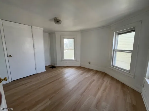 $1,850 | 155 West Washington Avenue, Washington, NJ 07882