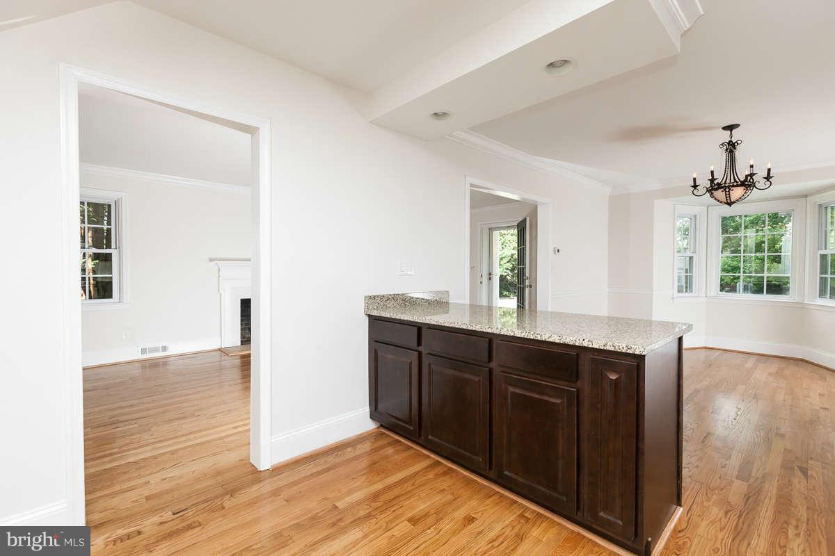114 Cedarcroft Road Baltimore, MD 21212 - Photo 8 of 19 Kitchen