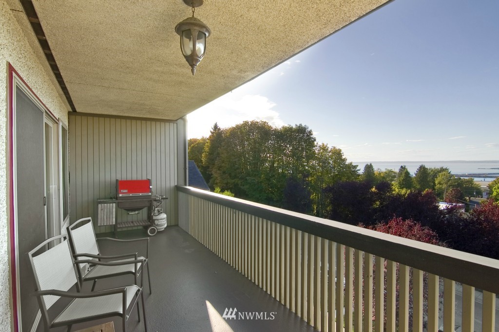 924 North Garden Street, Unit 302 Bellingham, WA 98225 - Photo 18 of 23