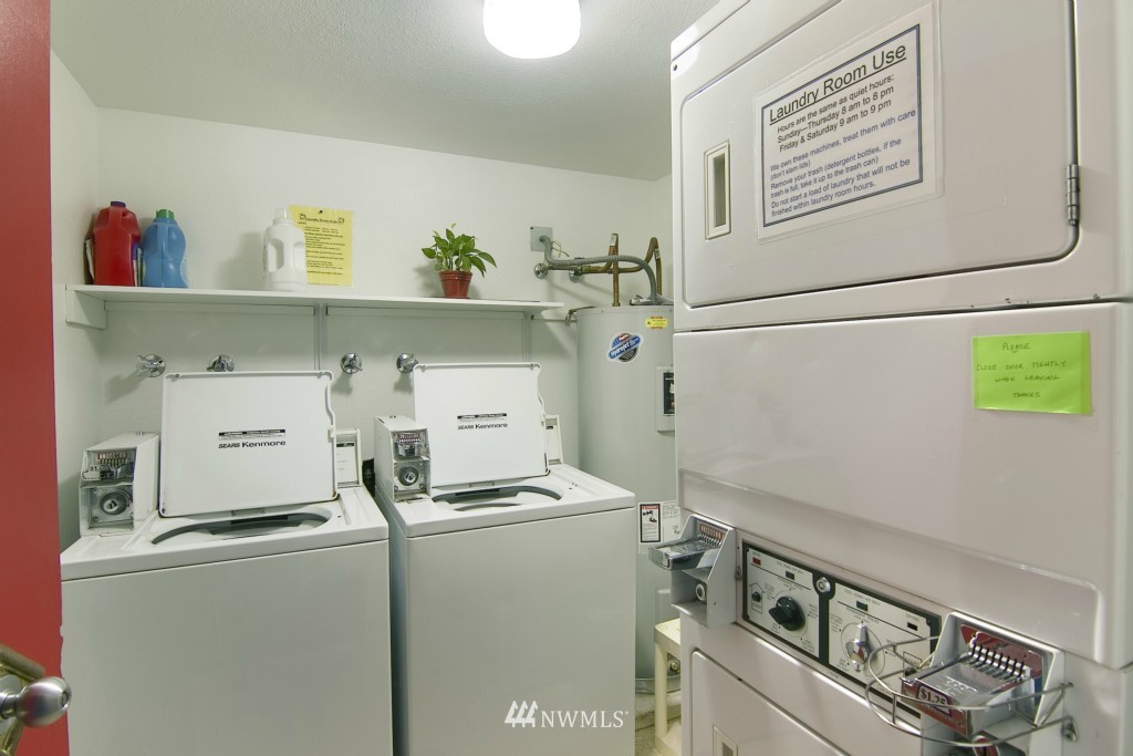 924 North Garden Street, Unit 302 Bellingham, WA 98225 - Photo 21 of 23