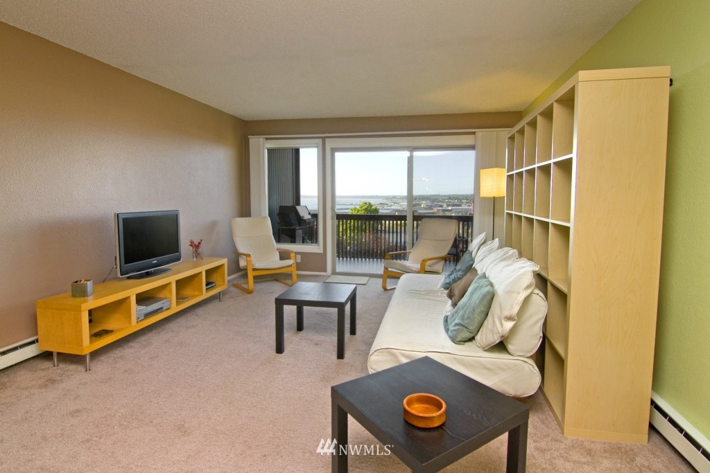 924 North Garden Street, Unit 302 Bellingham, WA 98225 - Photo 10 of 23