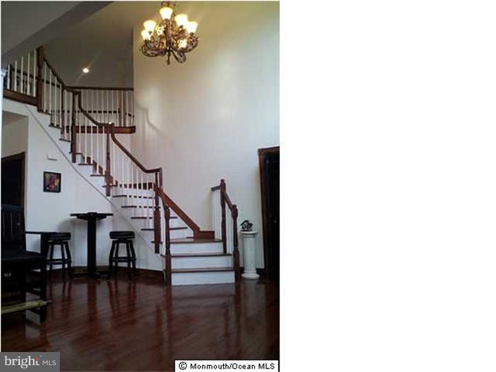 440 Glenn Road Jackson, NJ 08527 - Photo 2 of 15 Gallery Image 2