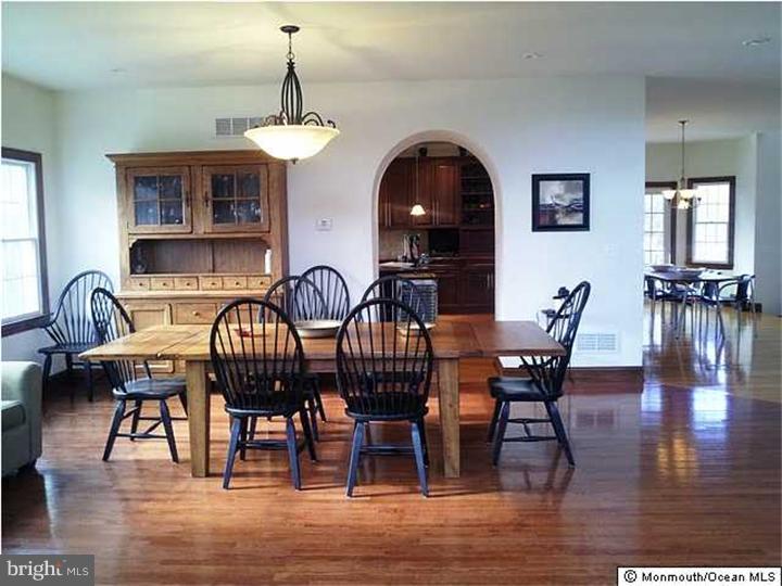 440 Glenn Road Jackson, NJ 08527 - Photo 6 of 15 Gallery Image 6