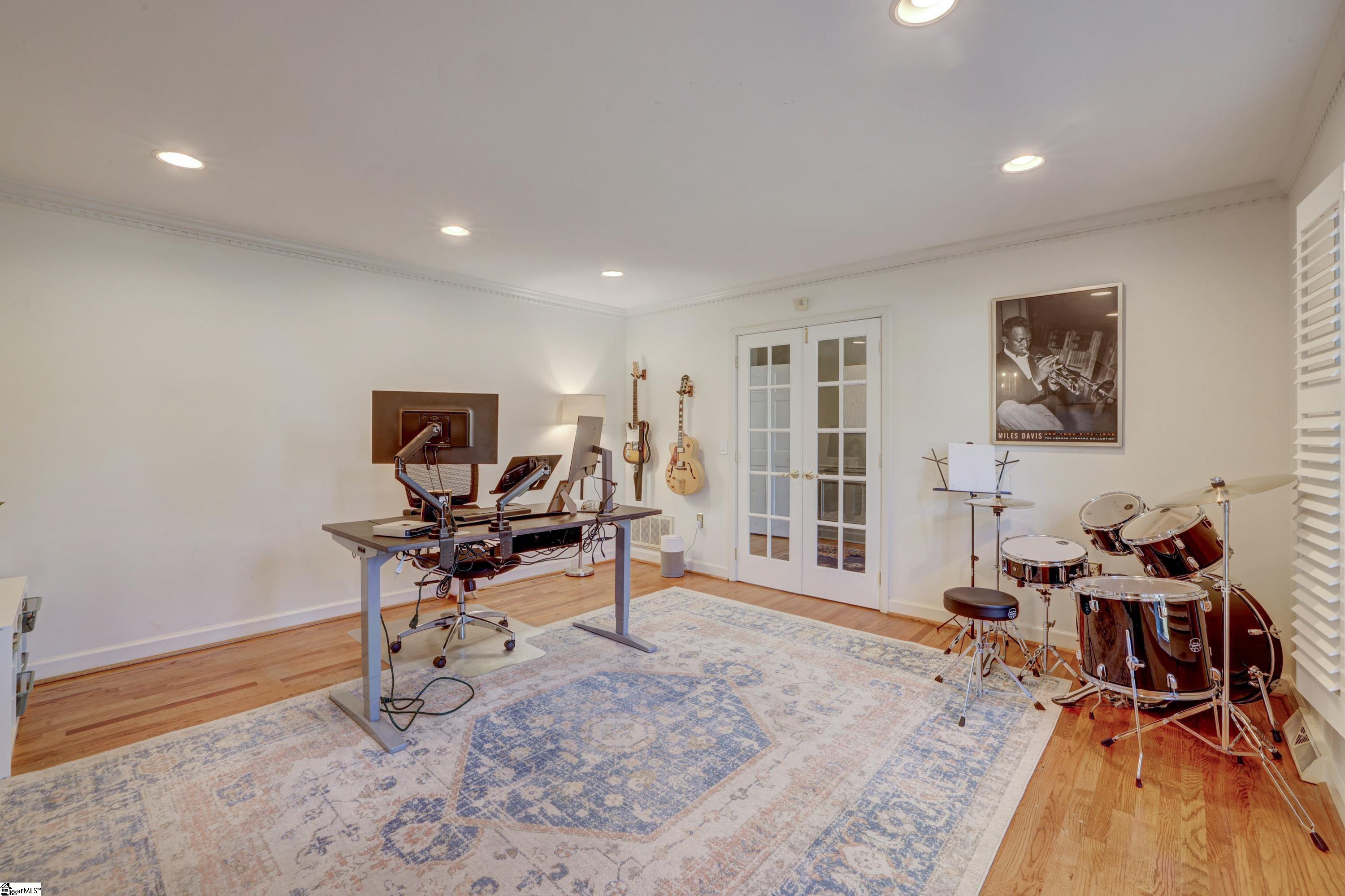 700 Stone Ridge Road Greer, SC 29650 - Photo 8 of 39