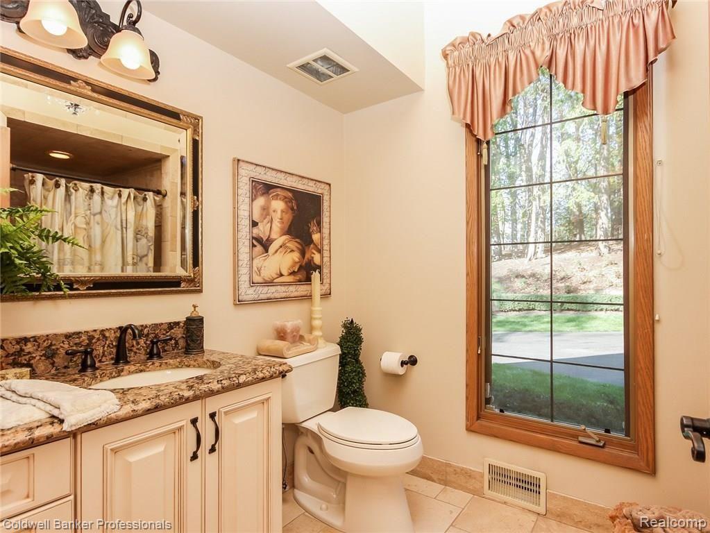 20600 Beck Road Northville, MI 48167 - Photo 34 of 77 034-Bathroom-4942110-medium4x3.jpg