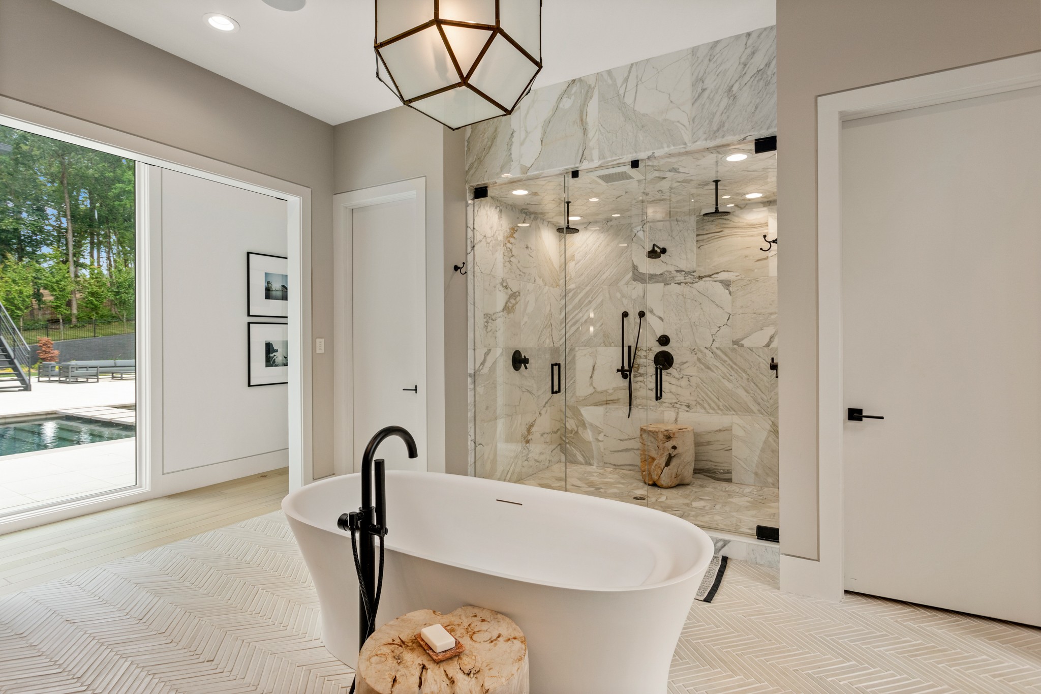 960 Overton Lea Road Nashville, TN 37220 - Photo 21 of 50 a bath tub sitting next to a shower