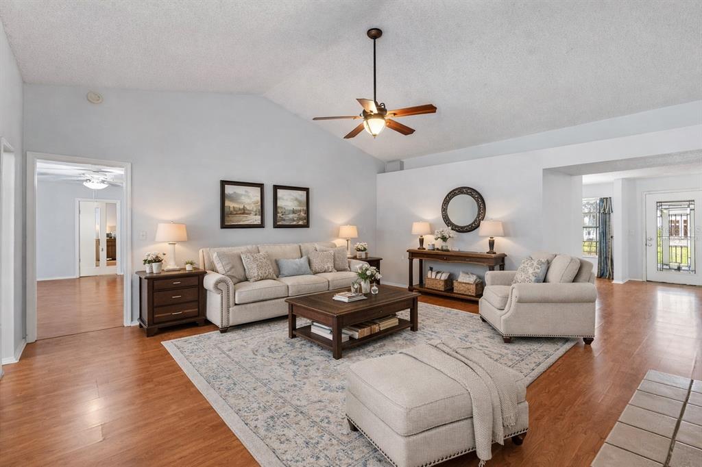 9613 Cypress Brook Road Tampa, FL 33647 - Photo 31 of 89