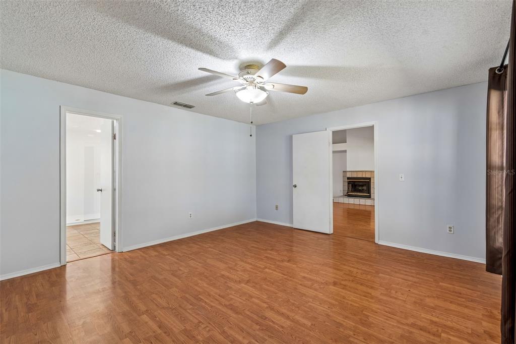 9613 Cypress Brook Road Tampa, FL 33647 - Photo 37 of 89