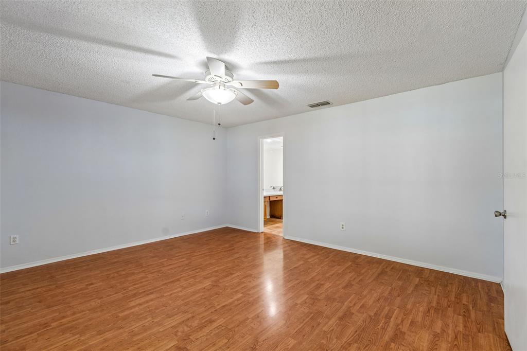 9613 Cypress Brook Road Tampa, FL 33647 - Photo 38 of 89