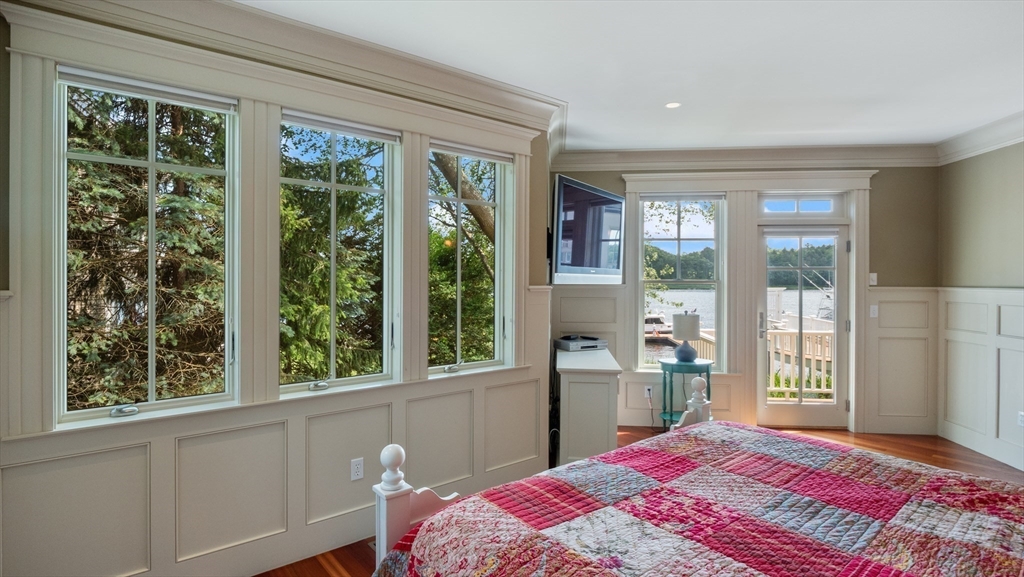 435 Main Street Amesbury, MA 01913 - Photo 17 of 42