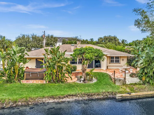 $1,440,000 | 14079 North Miller Drive, Palm Beach Gardens, FL 33410