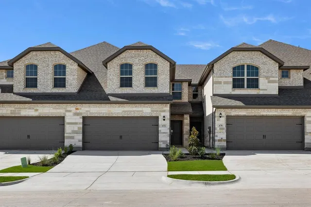 $376,814 | 672 Sandiford Court, Mansfield, TX 76063