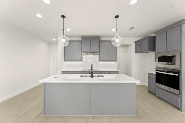 $376,814 | 672 Sandiford Court, Mansfield, TX 76063