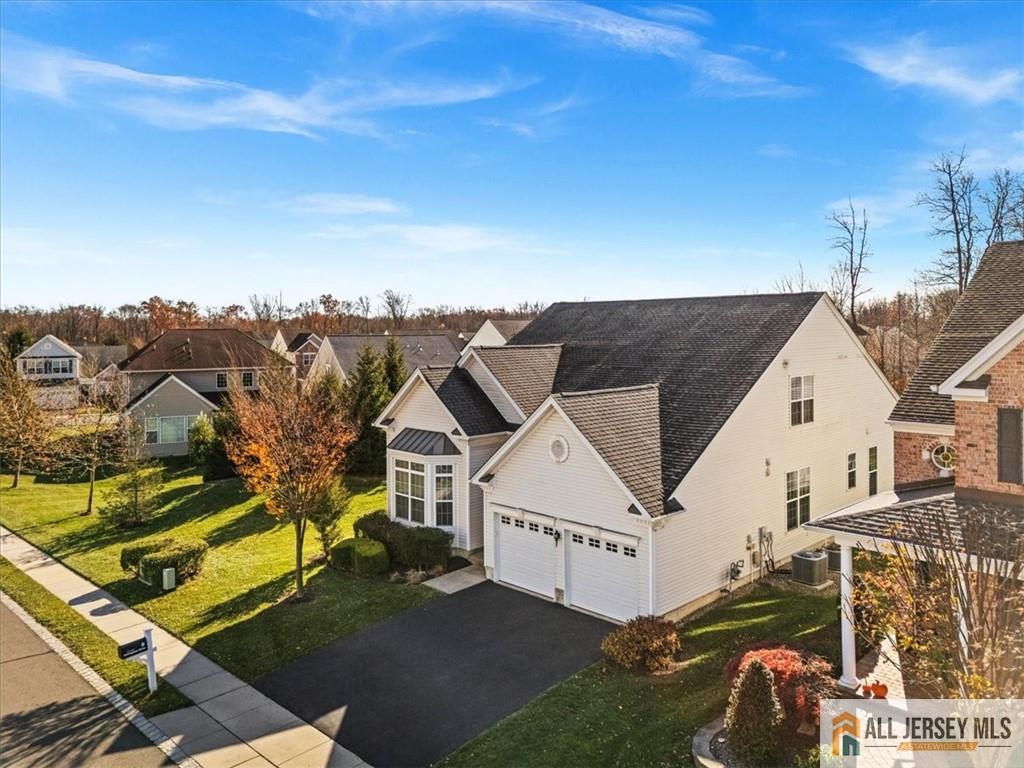 9 Bellingham Drive Kendall Park, NJ 08824 - Photo 2 of 65