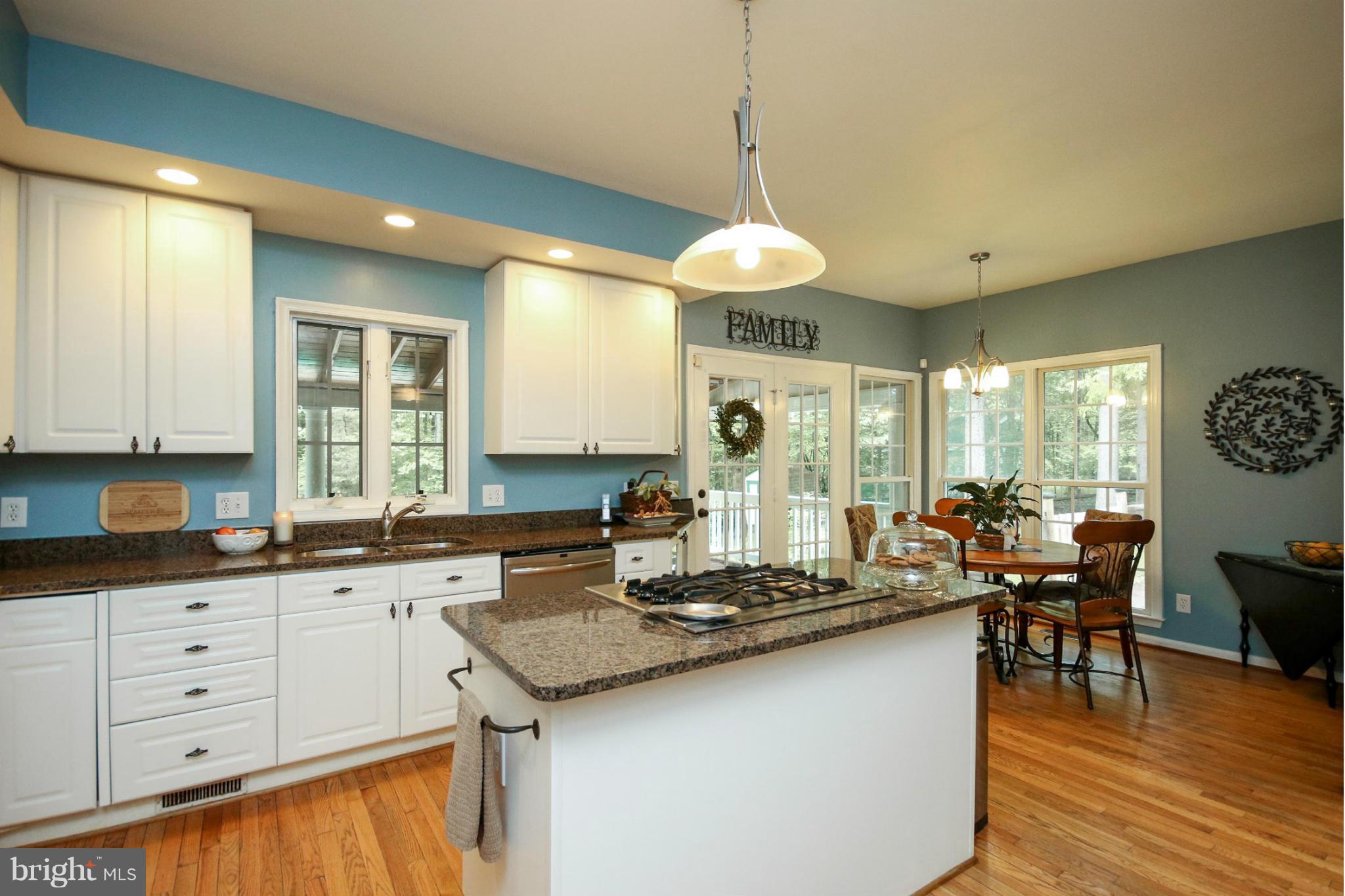 13 Riva Ridge Drive Stafford, VA 22556 - Photo 11 of 30 Kitchen with eat in area
