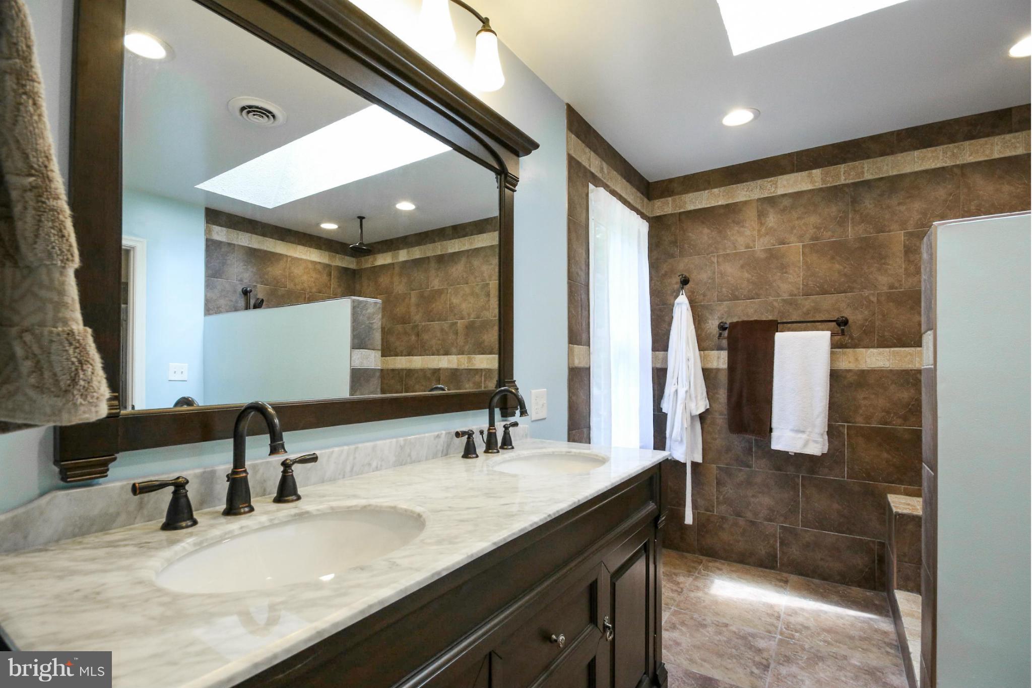 13 Riva Ridge Drive Stafford, VA 22556 - Photo 17 of 30 New Cherry cabinets