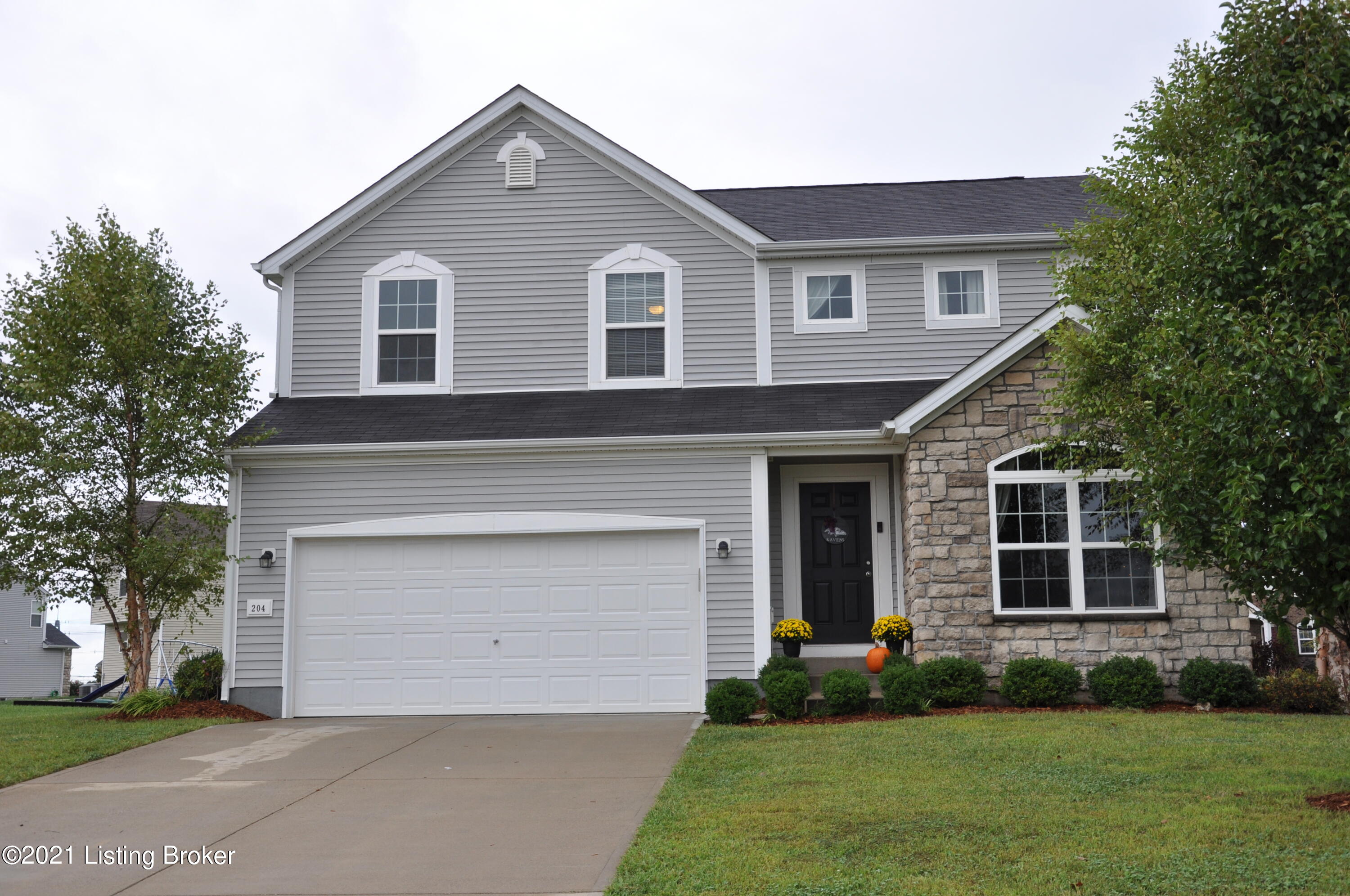 204 Golden Wing Road Mount Washington, KY 40047 - Photo 1 of 30 Main