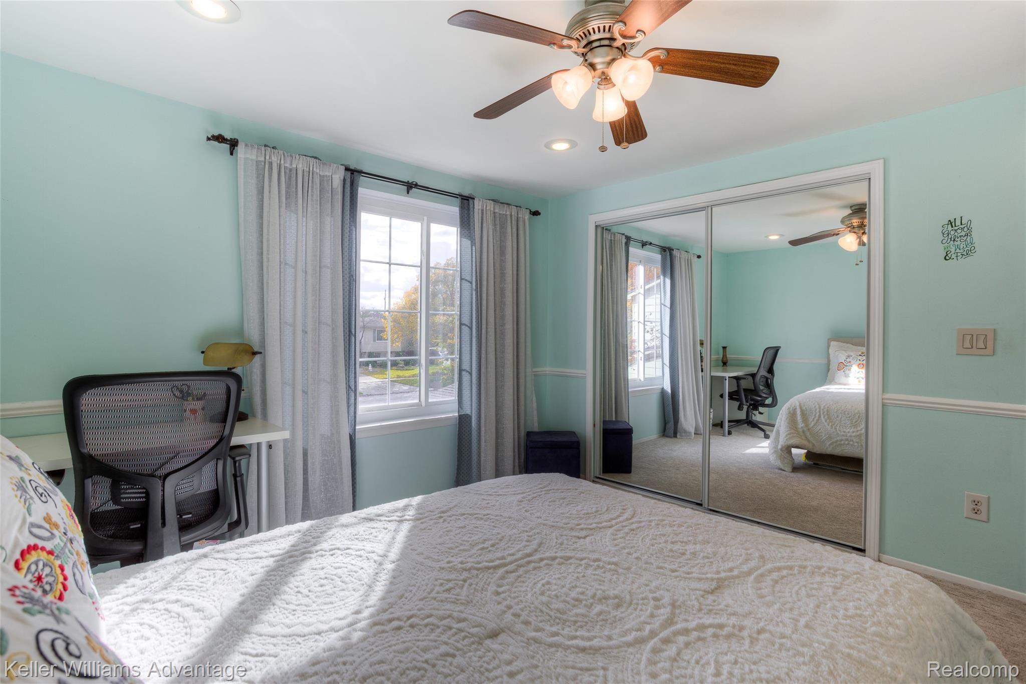42302 Hanford Road Canton, MI 48187 - Photo 30 of 49 42302 hanford interiors (43).jpg
