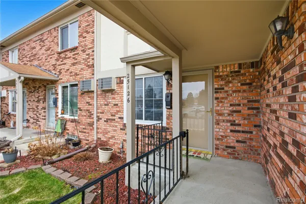 $81,500 | 25126-franklin Terrace 25126-franklin Terrace, Unit 6, South Lyon, MI 48178