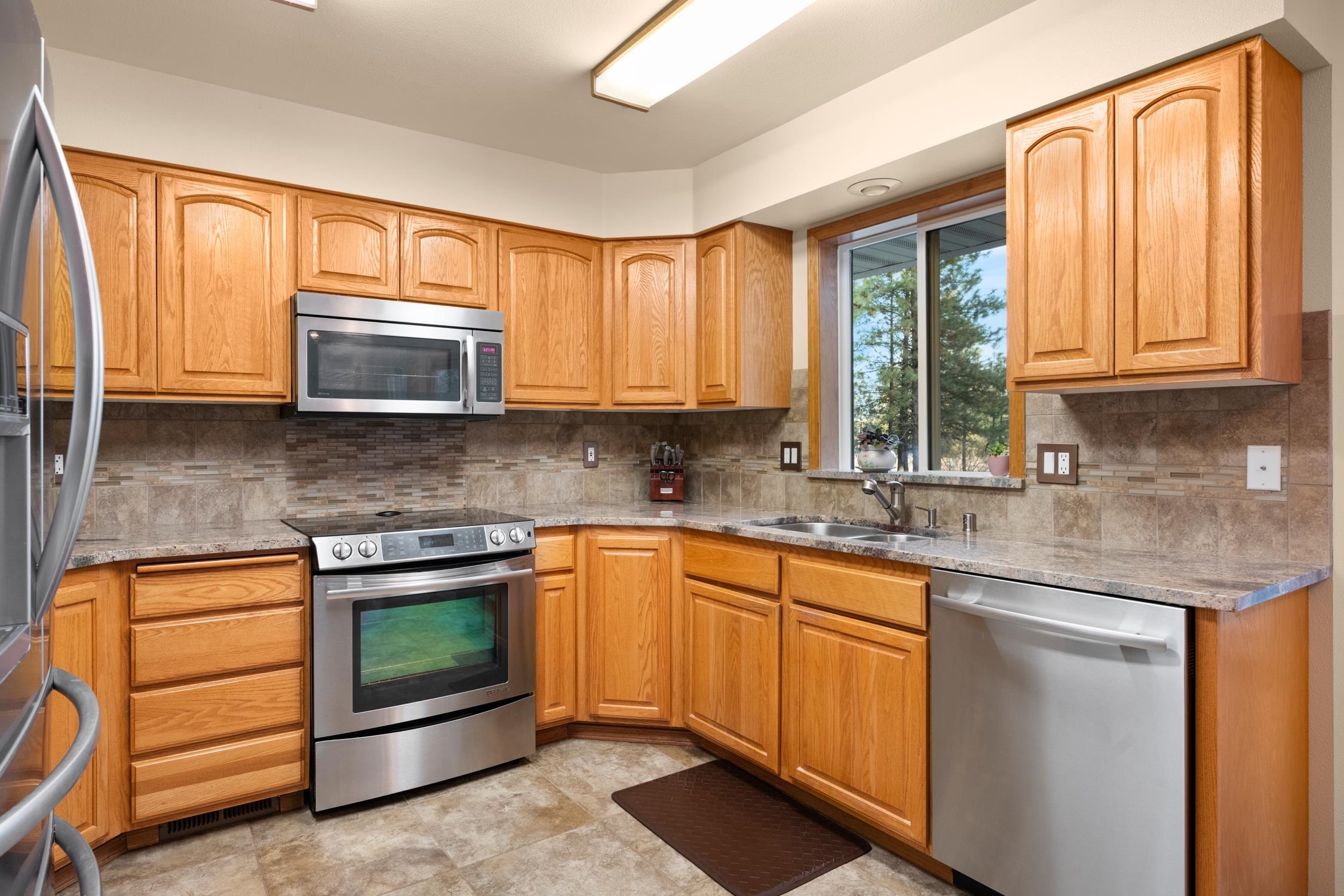 9700 South Spotted Road Cheney, WA 99004 - Photo 24 of 37
