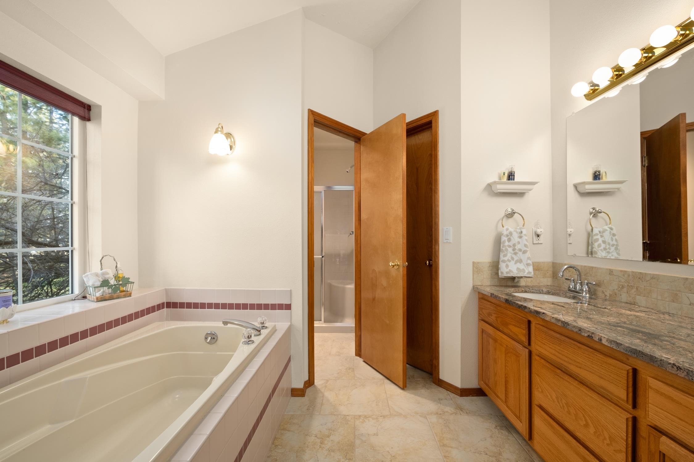 9700 South Spotted Road Cheney, WA 99004 - Photo 9 of 37
