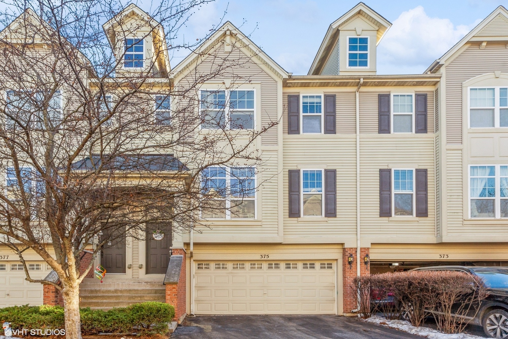 375 North Commerce Street Aurora, IL 60504 - Photo 2 of 13