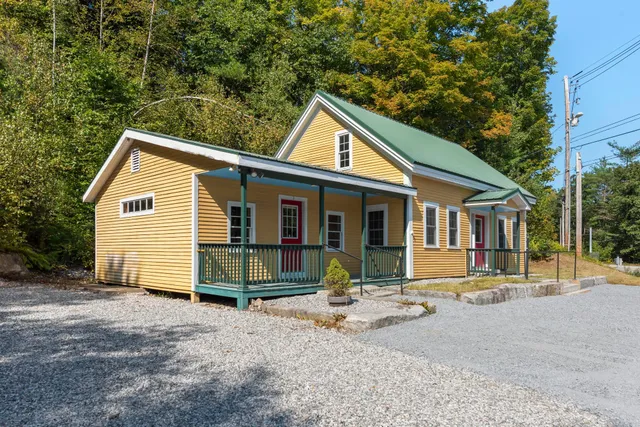 $2,500 | 935 Rumney Rte 25, Unit 2, Rumney, NH 03266
