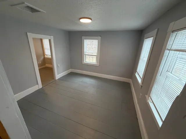 $2,500 | 935 Rumney Rte 25, Unit 2, Rumney, NH 03266