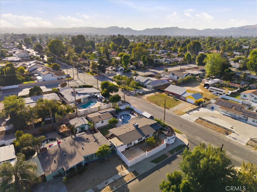 7959 Bothwell Road Reseda, CA 91335 - Photo 51 of 60 an aerial view of residential houses with outdoor space